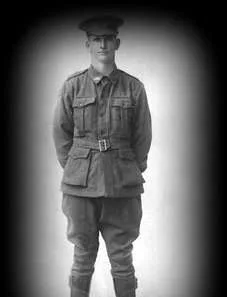 LOUDON, Robert James  DCM